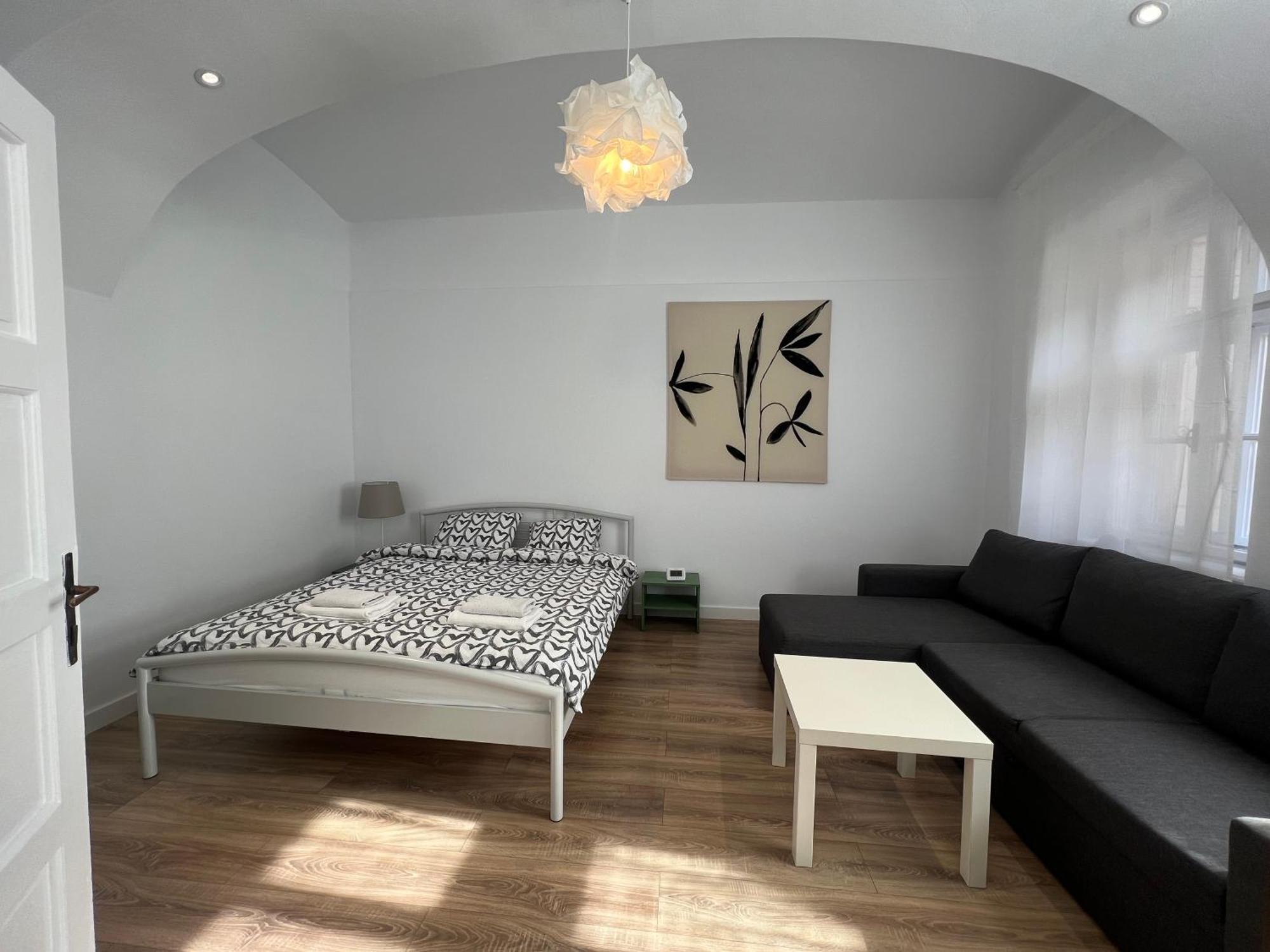 Cosy Home In The Heart Of Old ブラショフ エクステリア 写真